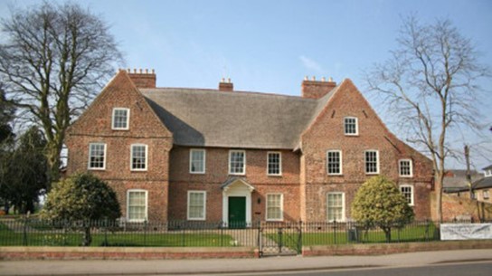 Alford Manor